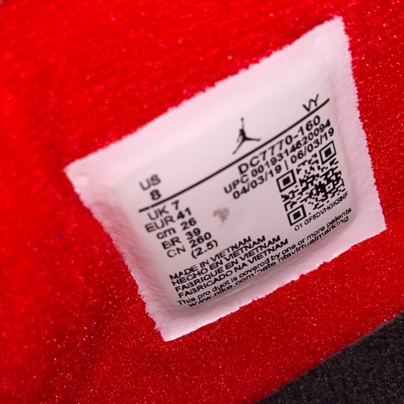 NEW! Jordan 4 Fire Red High Quality Reps - Picture 8 of 8